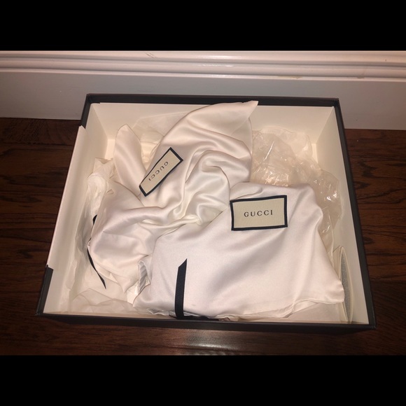 COPY - Gucci Malaga style in hibiscus red - Picture 11 of 16